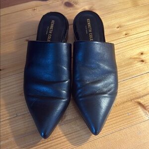 Kenneth Cole Black Pointed Toe Mules